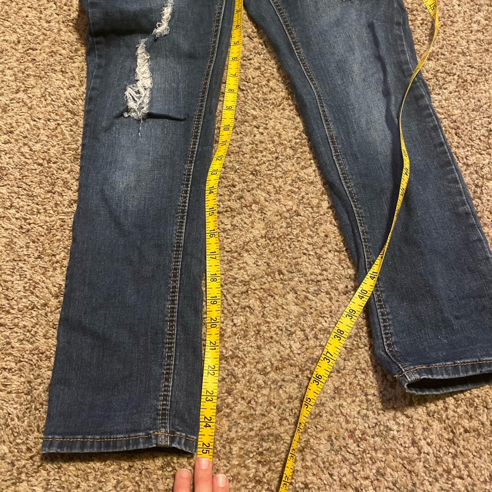 Blue asphalt crop jeans size 11/30.